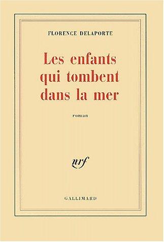 Les enfants qui tombent dans la mer